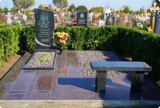 Благоустройство могилы