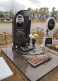 необычные памятники